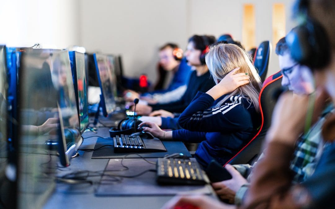 Giv den gas på eSport med Gaming eller CS2